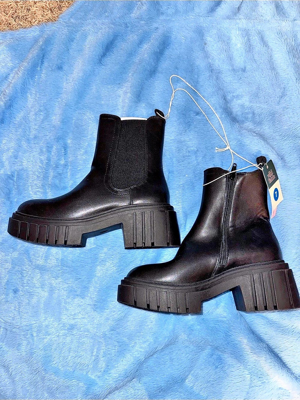 Wild Fable Black Lug Sole Ankle Boots US 7 NWT